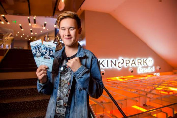 Kinopark 11 IMAX ESENTAI предпоказ фильма "Люди в чёрном: Интернэшнл"