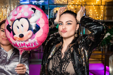 MO&Euml;T IMPERIAL KARAOKE