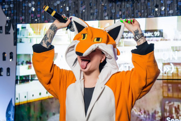 MO&Euml;T IMPERIAL KARAOKE