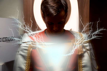 Kinopark 11 IMAX ESENTAI предпоказ фильма "Шазам"