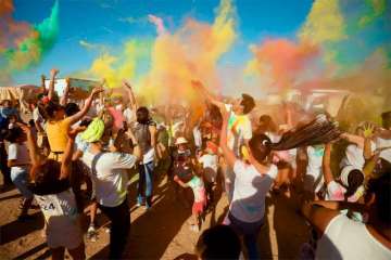 Конная Площадка "Фестиваль красок Холли"