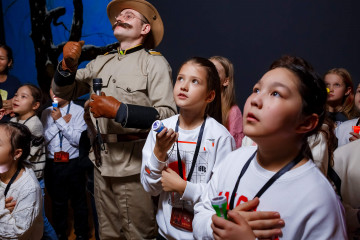 &laquo;Ёлки&raquo; в Art Lane